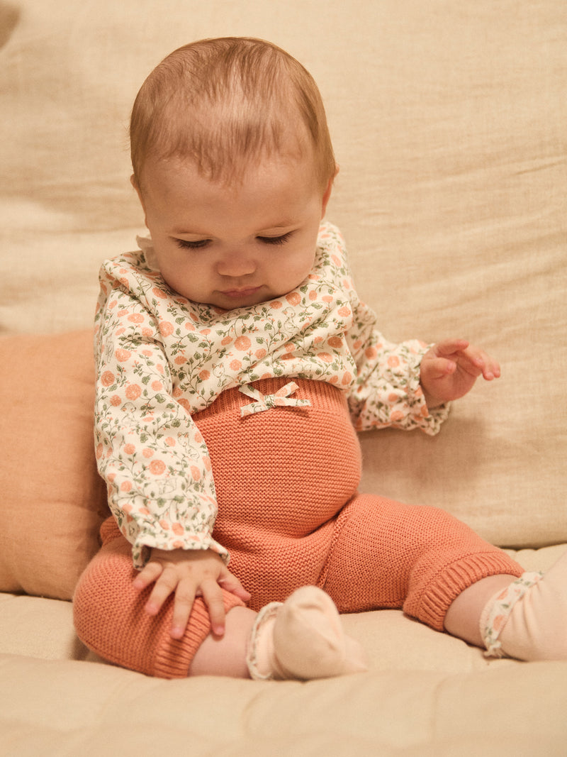 Conjunto de sudadera de estampado floral + leggings + calcetines para niña recién nacida