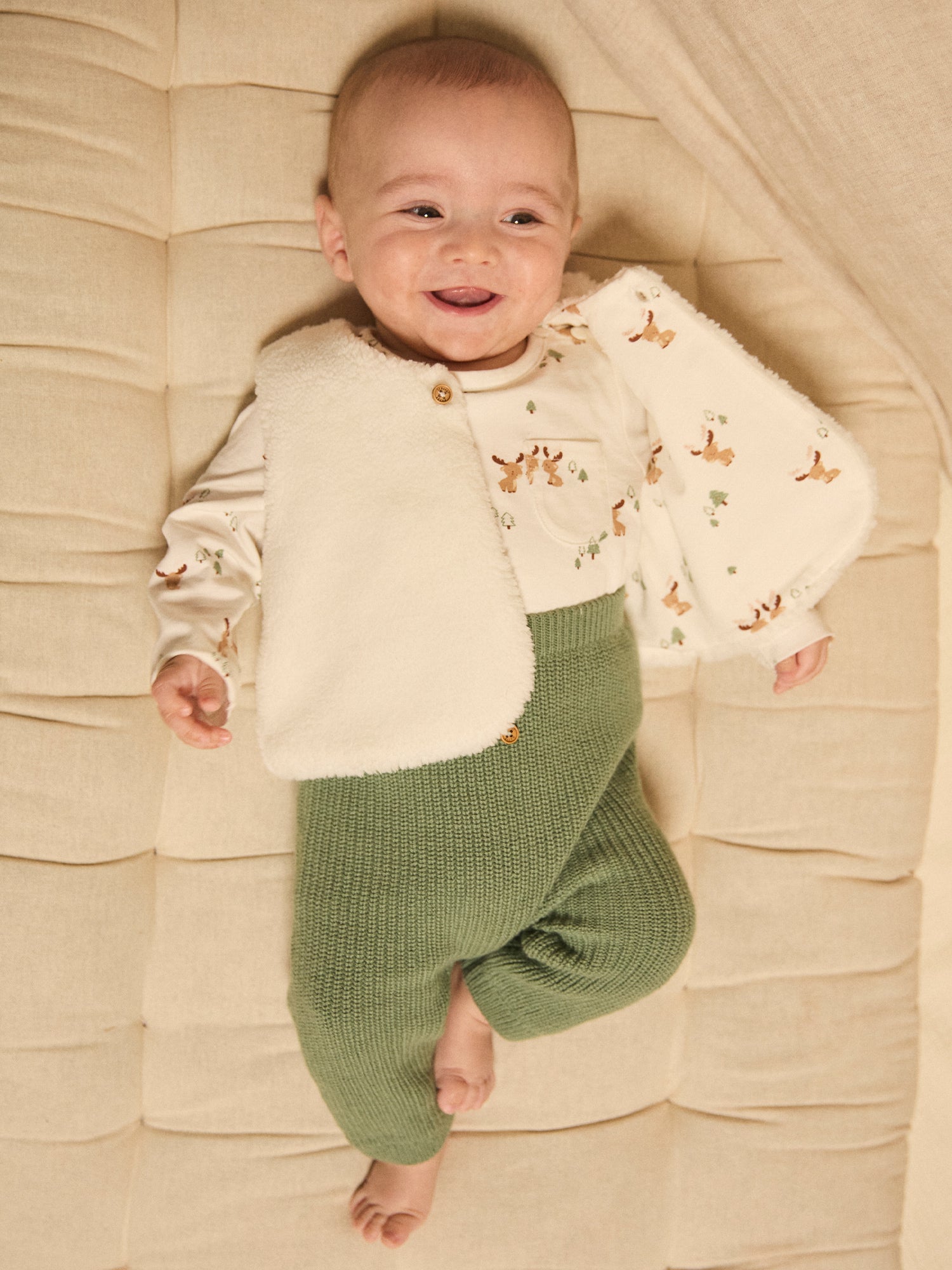 Conjunto de camiseta impresa + chaleco + pantalones para niño recién nacido