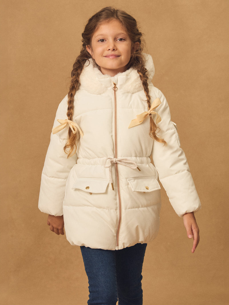 Chaqueta blanca acolchada niña