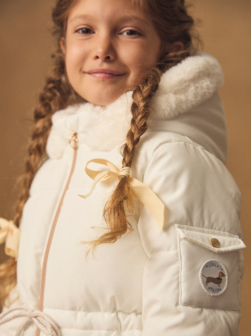 Chaqueta blanca acolchada niña