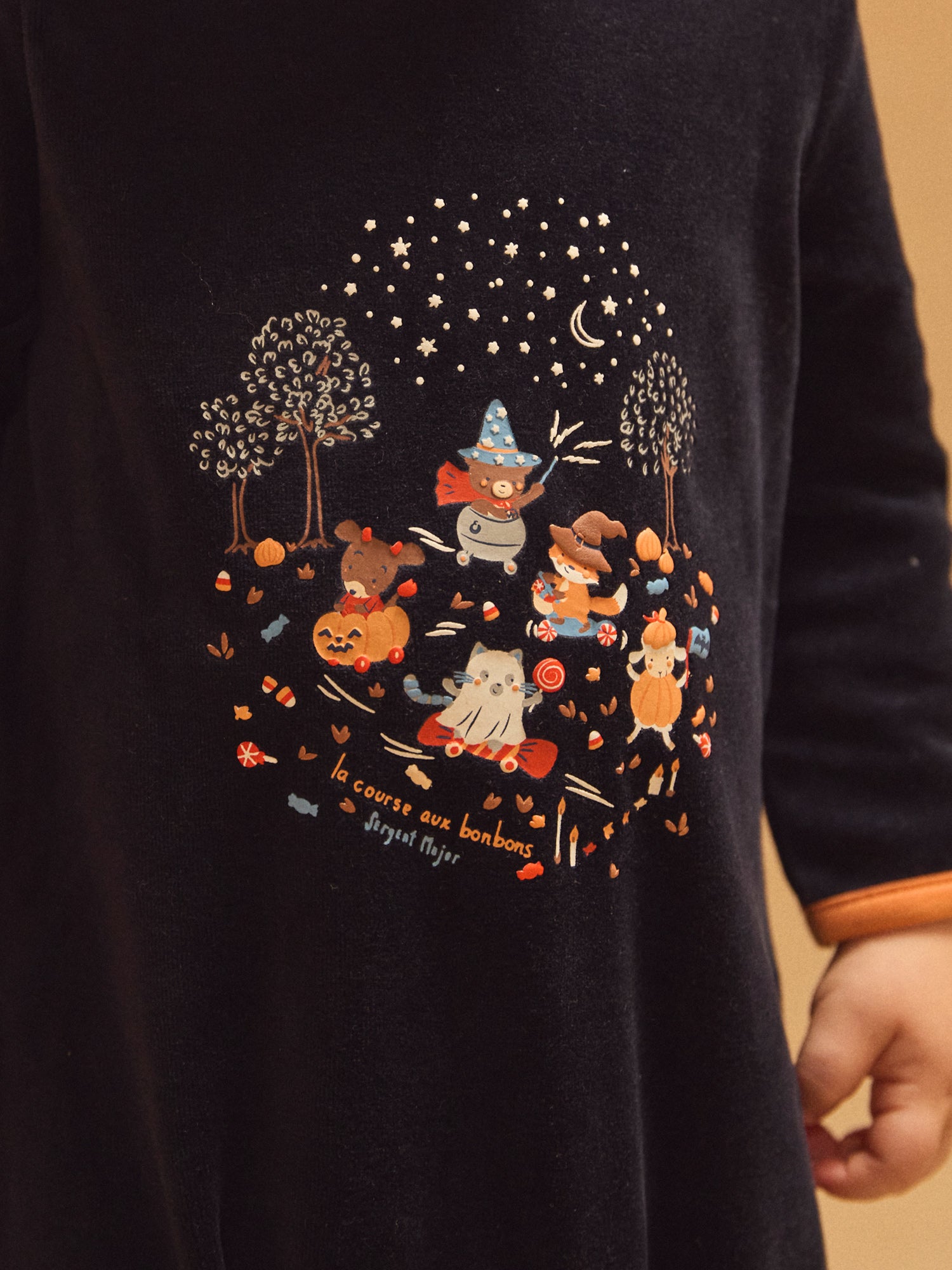 Mameluco de terciopelo azul marino + Sombrero de calabaza para bebé niño