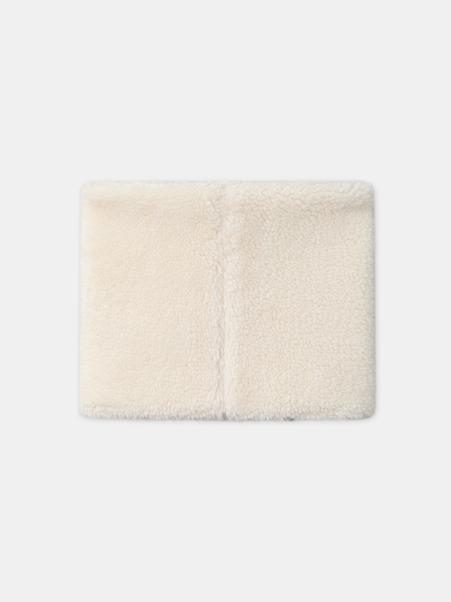 tmp/68893507776/products/882ada79-379b-4b2f-bb29-8e2fd2f60f3e/24H4BG71SNO_A002_1340d22801-8d51-421d-9544-e68a0574b267.jpg