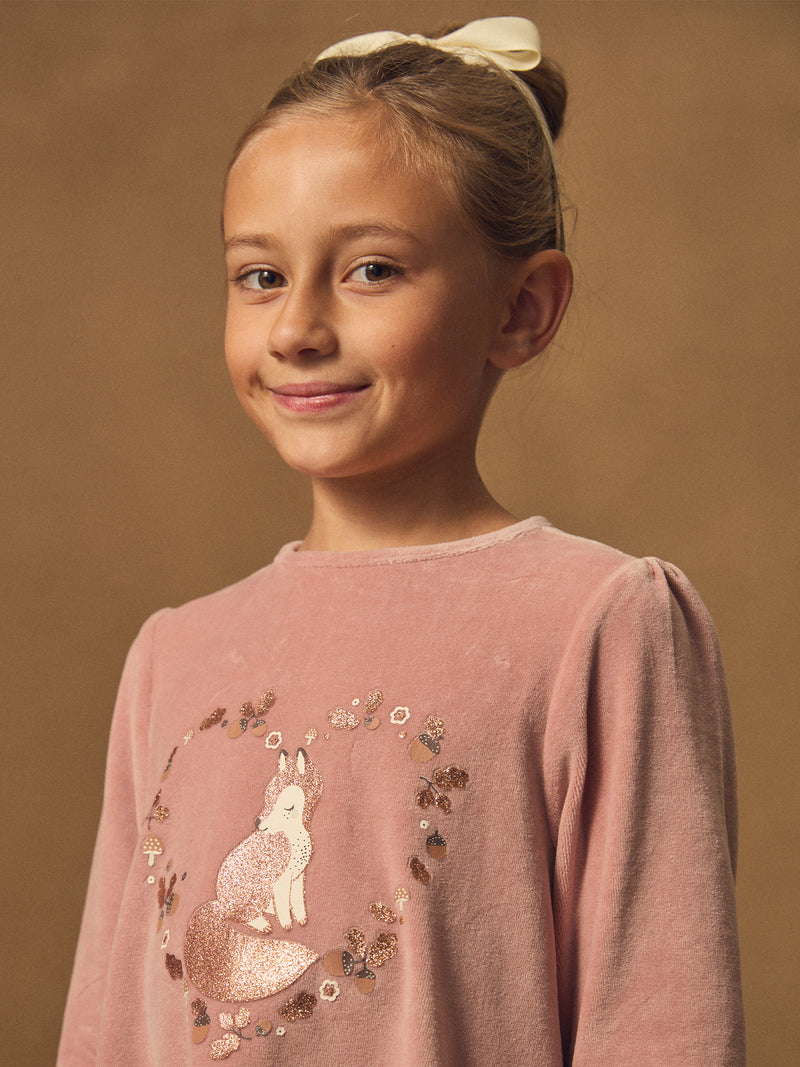 Camisón de terciopelo rosa con estampado de zorros y borlas para niñas
