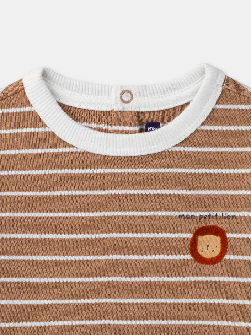 tmp/68893507776/products/84df34c7-1c93-4a97-81fc-d4de76fa8439/26E1BGF1TEE_821_12029f8c8d-5f77-4ddd-adbd-74f755b11d57.jpg