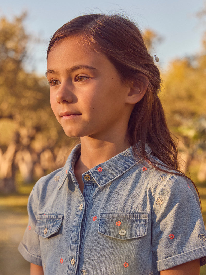tmp/68893507776/products/01e9266e-6cdc-4c58-a829-5f3f9fd663c2/26E2PFF2ROB_P272_3777f6674-12d4-4611-be14-9ccd061bd18f.jpg