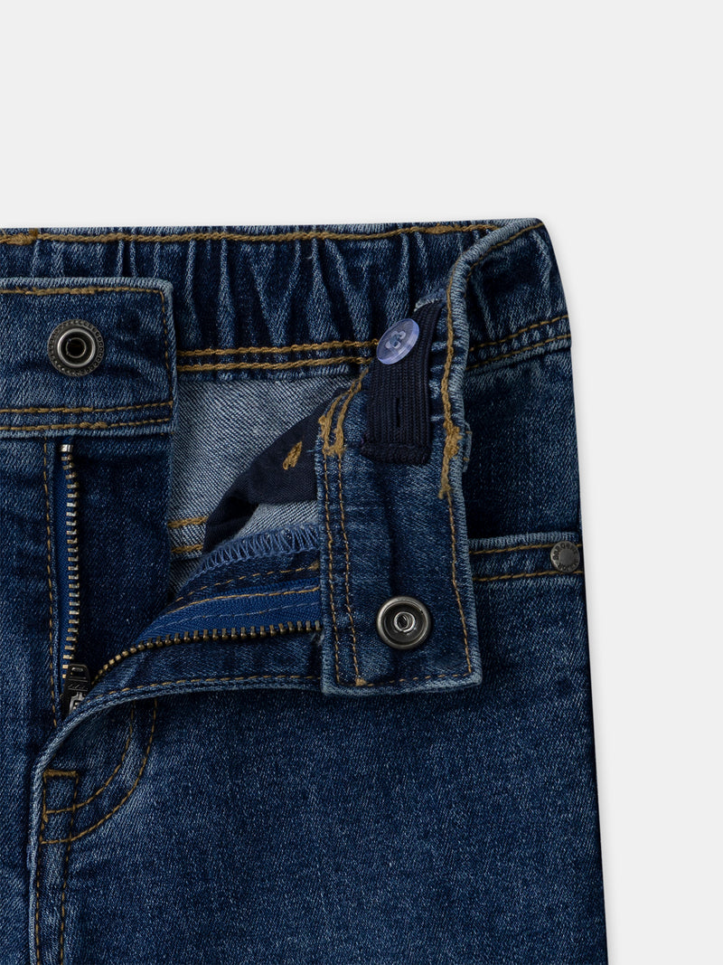 Jeans slim de denim para niños