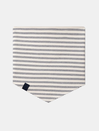 tmp/68893507776/files/e0ea2df2-817b-4d1e-b97f-b4611d5cf1d3/26H4BFK1ENS_005_184869314f-f25d-4c37-9b7d-037d37a72b92.jpg