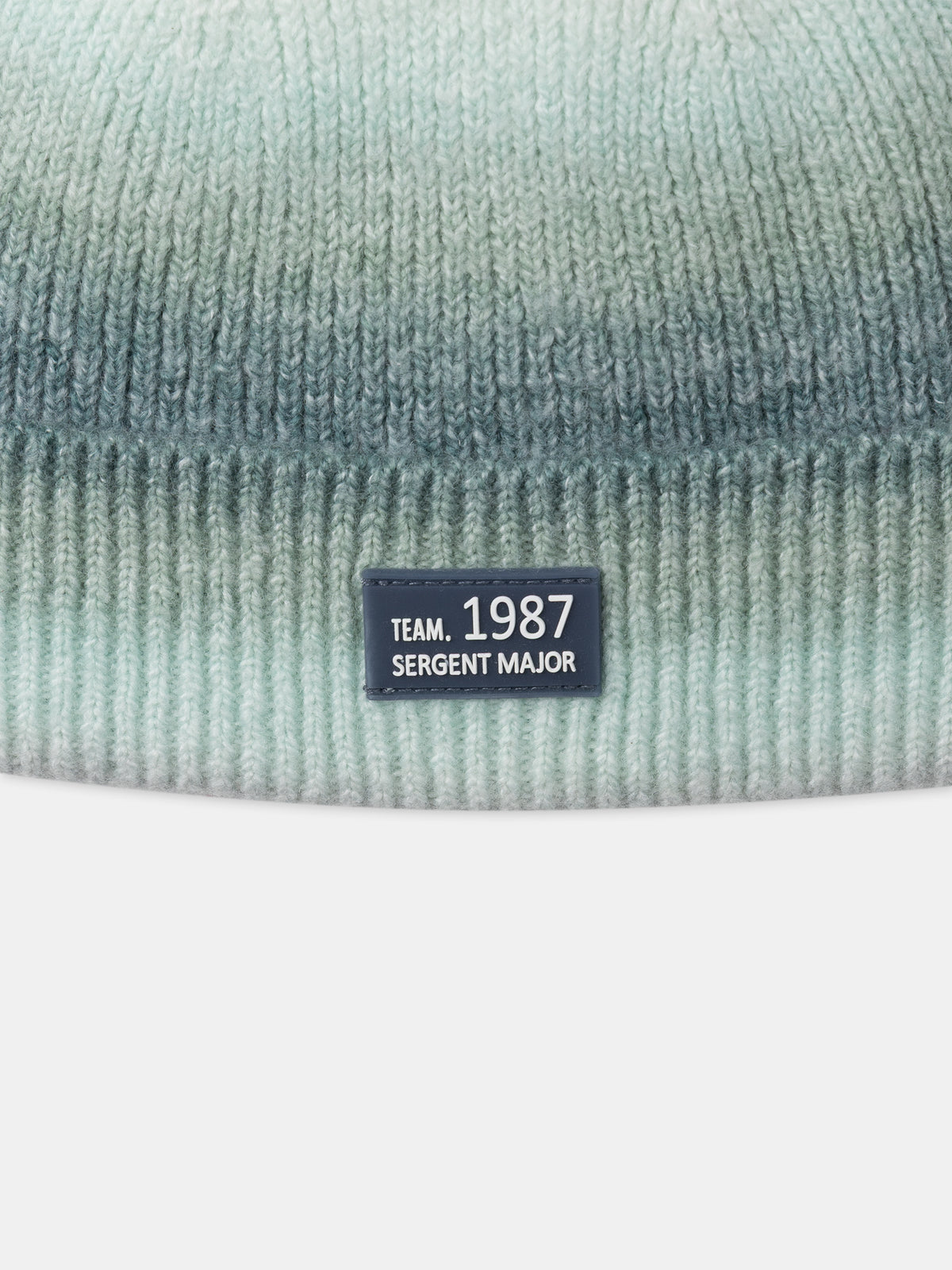 Gorro degradado tie and dye verde chico