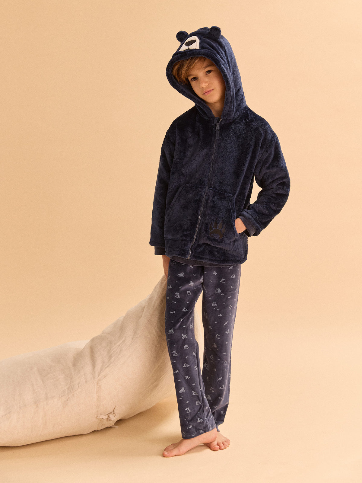 tmp/68893507776/files/39eadbfc-d379-4352-b2df-317f716971a6/26H5PGM1RDC_070_6ea882dc9-98f1-41a3-a3ad-77c982fedd9a.jpg