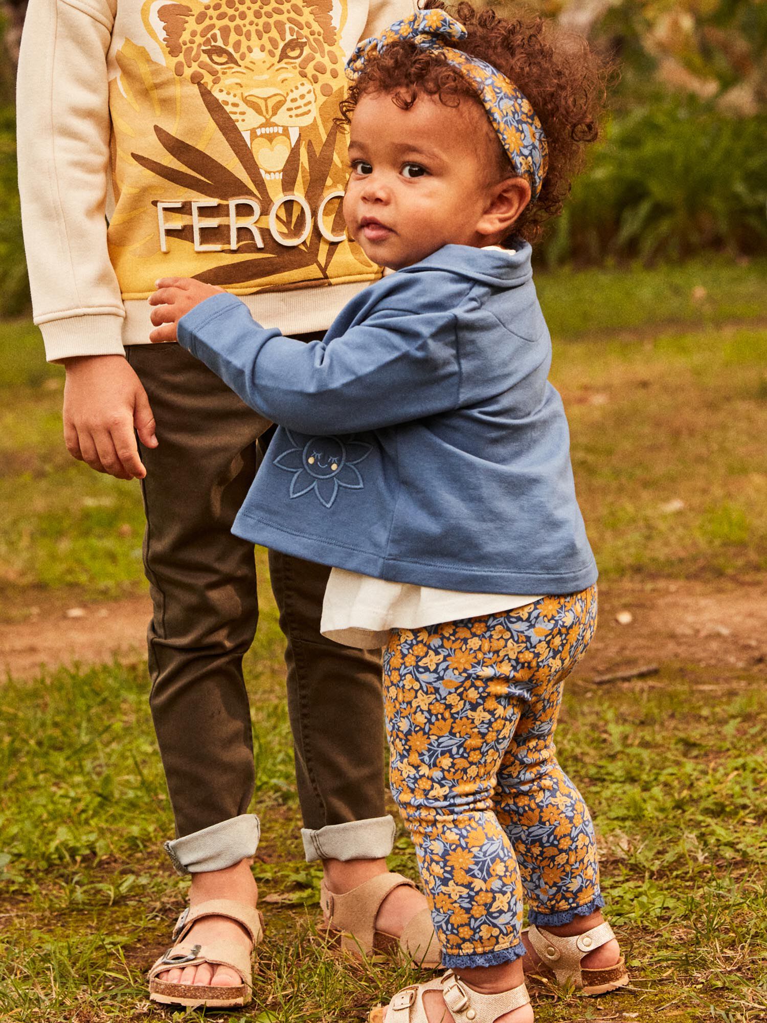 Sergent major ropa clearance niño