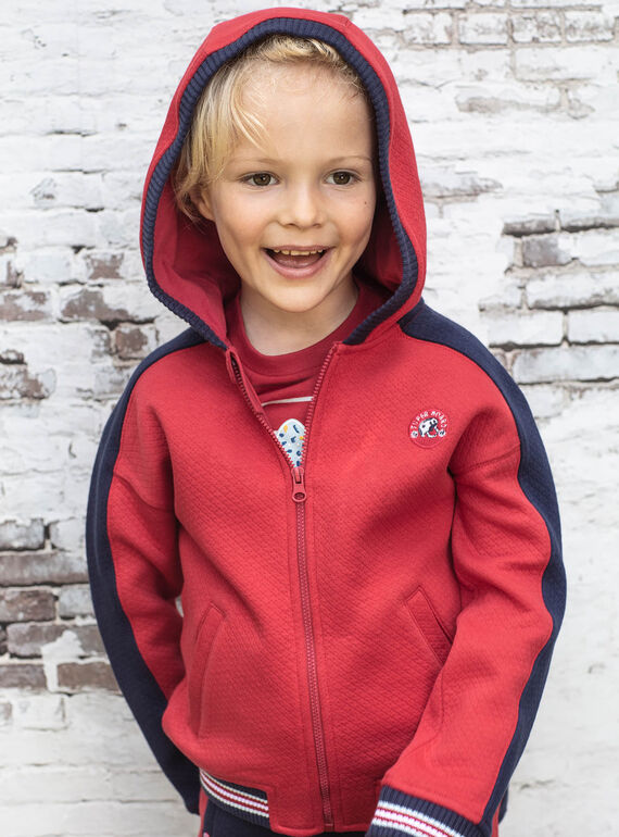 Sudadera con capucha de color rojo y azul marino para niño