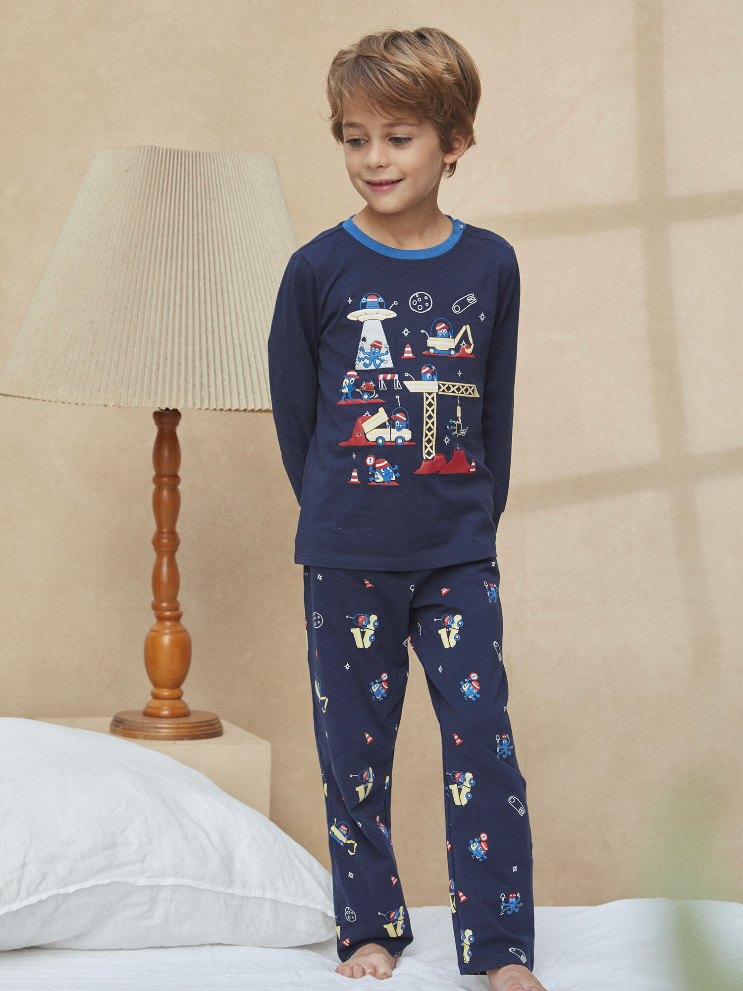 Pijamas con botones clearance adelante