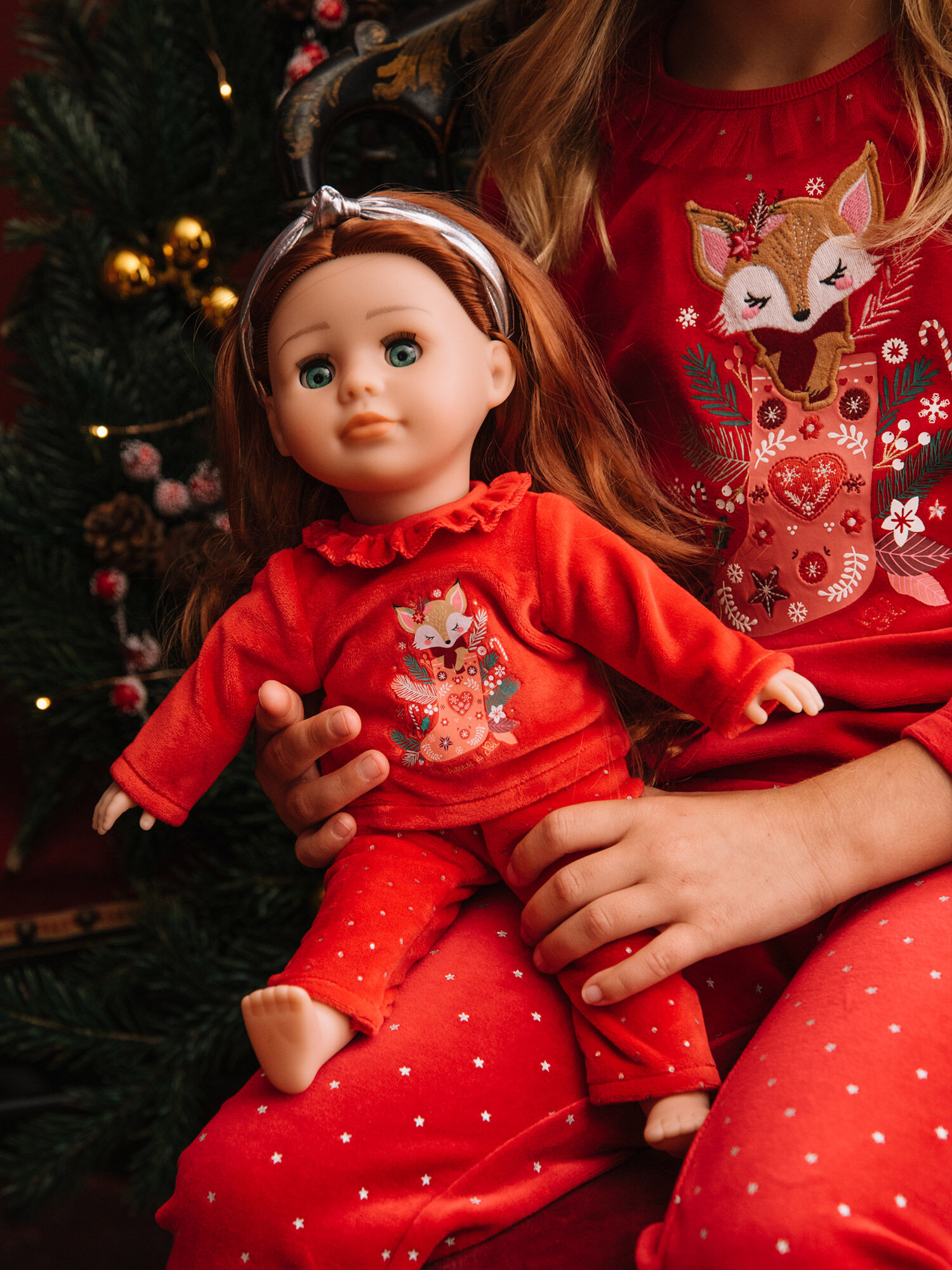 Muñecas con pijama on sale