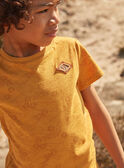 Camiseta de color amarillo mostaza con estampado de desierto FLITIAGE / 23E3PGP3TMCB106