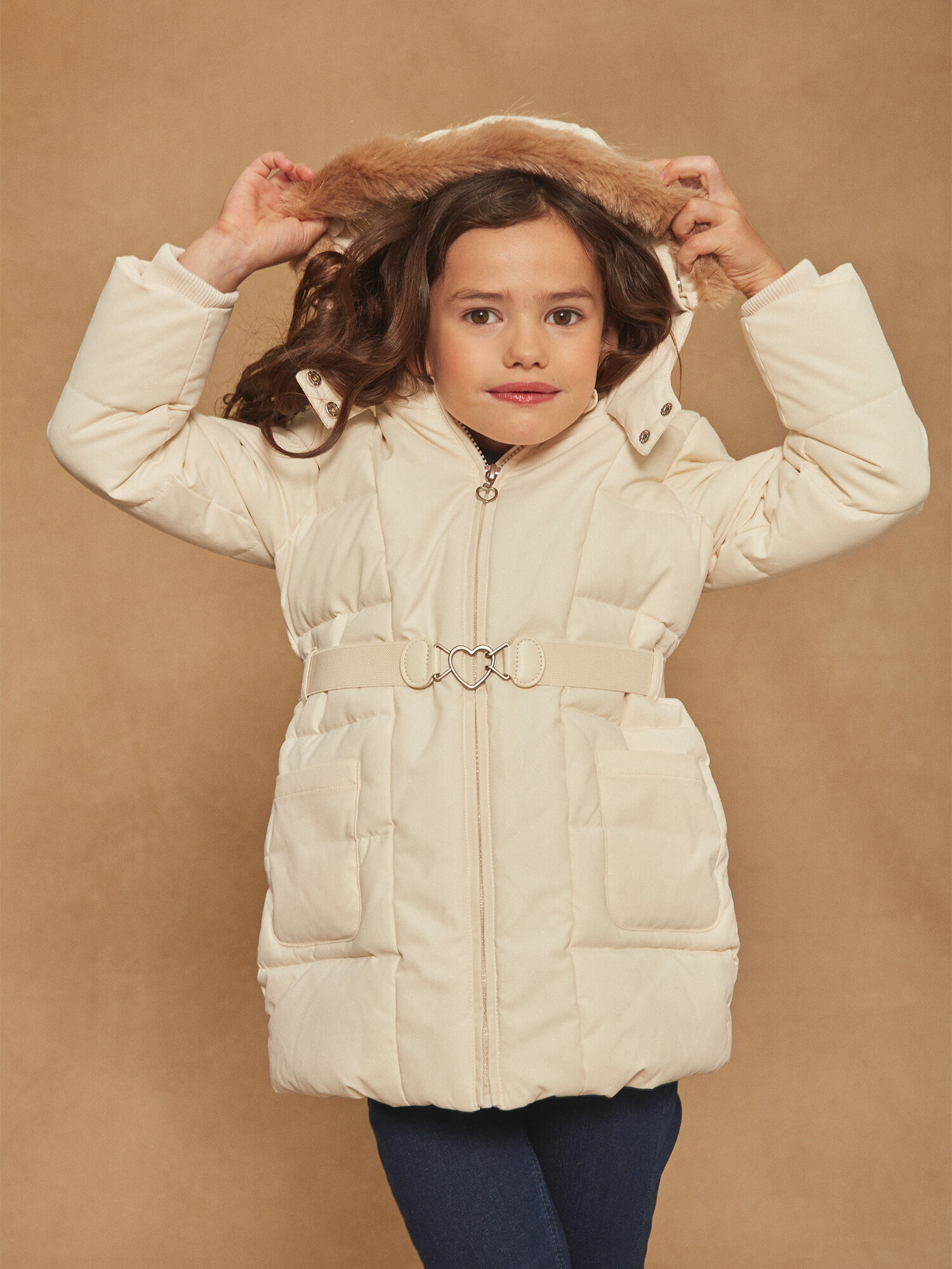 Sergent deals major ropa