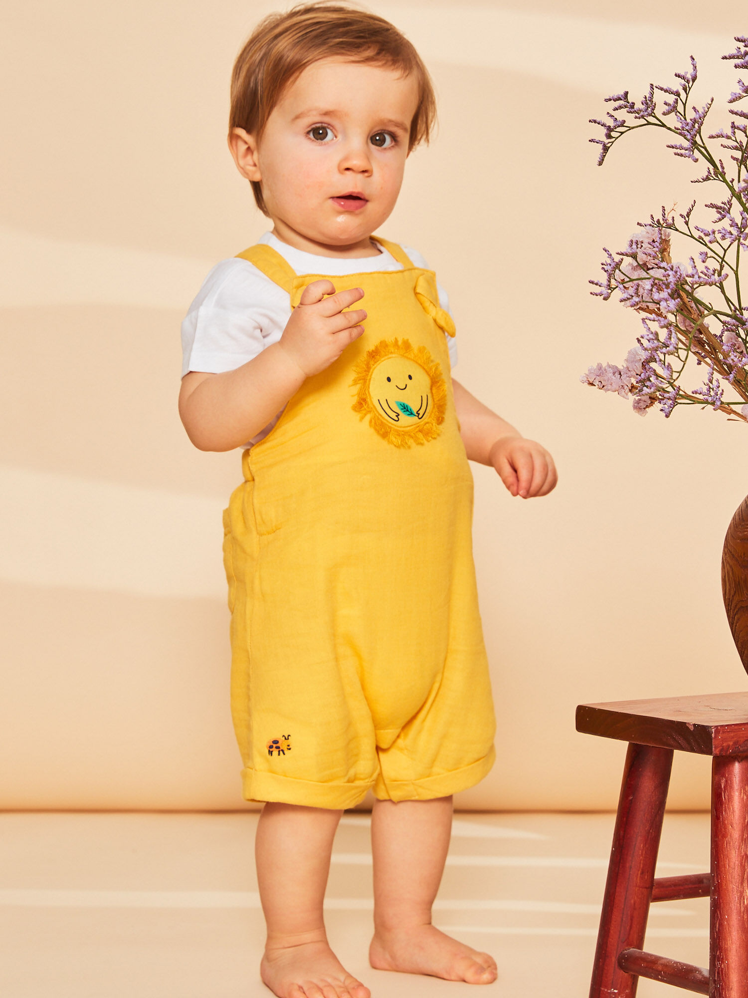 Peto hotsell amarillo bebe