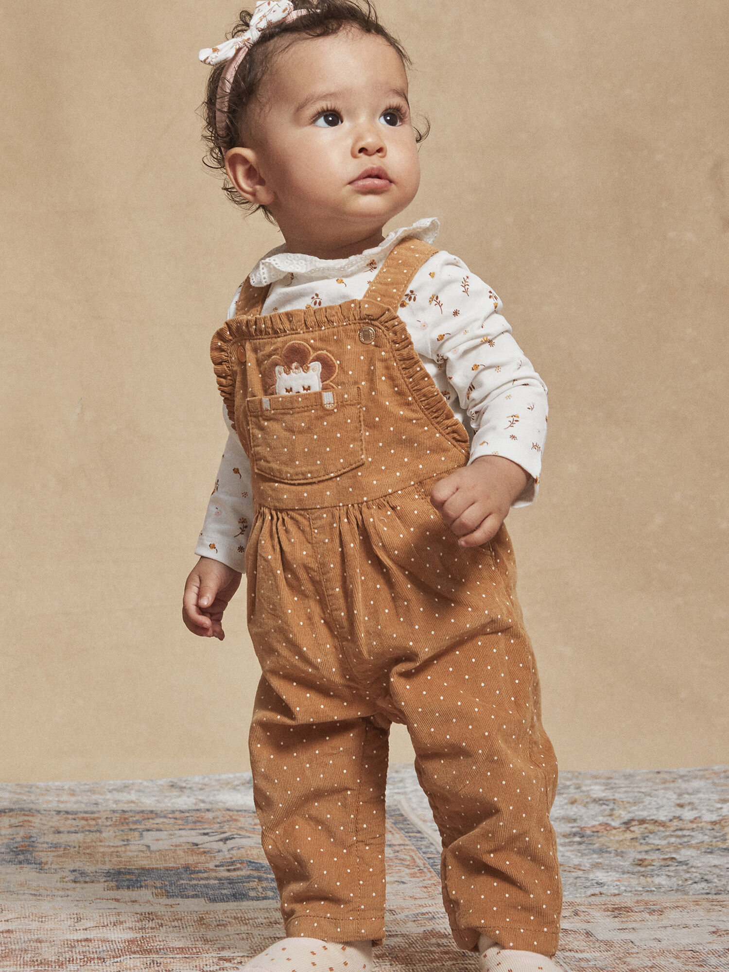 Peto hotsell amarillo bebe