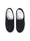 Zapatillas de gimnasia de color negro para niña GFRYTHMIQ1 / 19WK35B2D09090