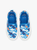 Slip-on de color azul con estampado de tiburones FEVANAGE / 23N10PG31D16715